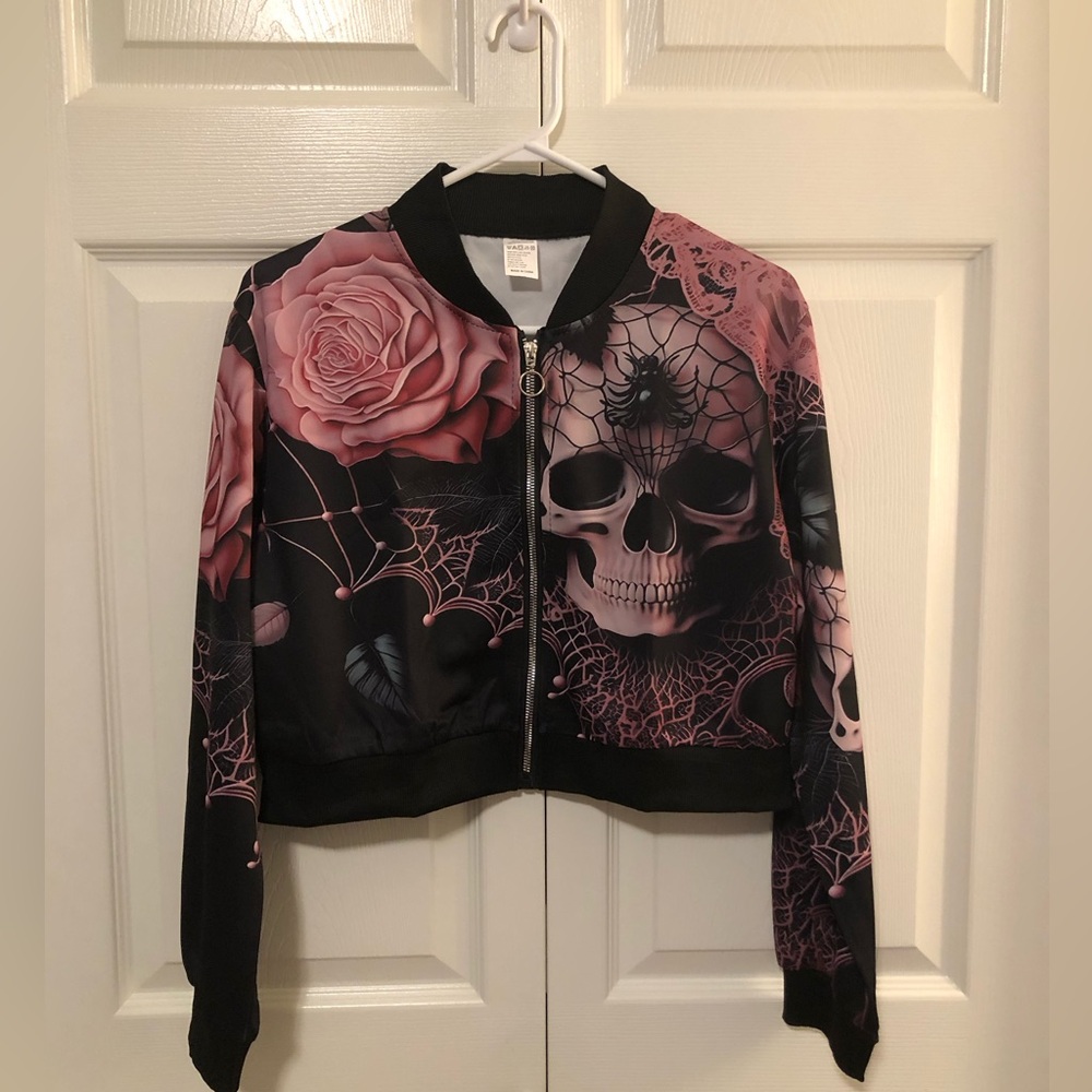 NWOT - Women's Skull Print Bomber Jacket